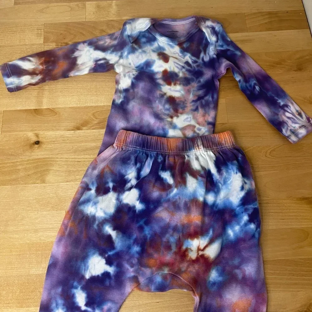 4- full outfits Hand dyed new baby girl outfit set